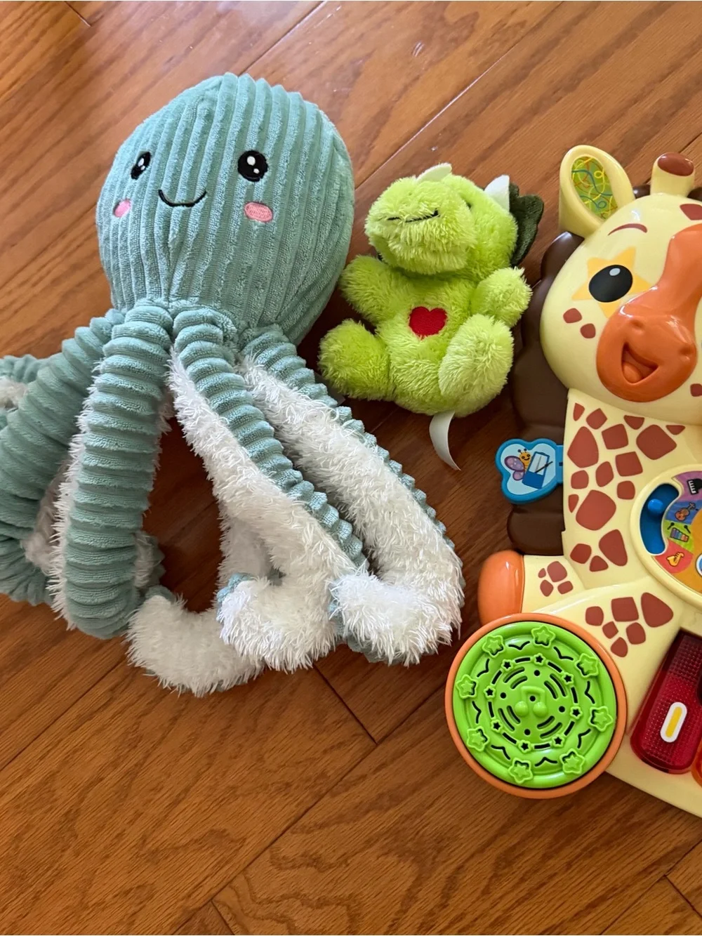 Interactive Giraffe Musical Keyboard Toy - Multicolor